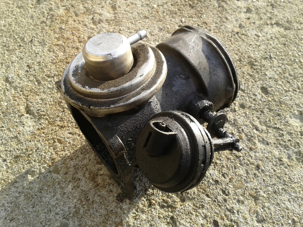 фото №1, Клапан egr vw touareg 2.5 tdi 070128070c