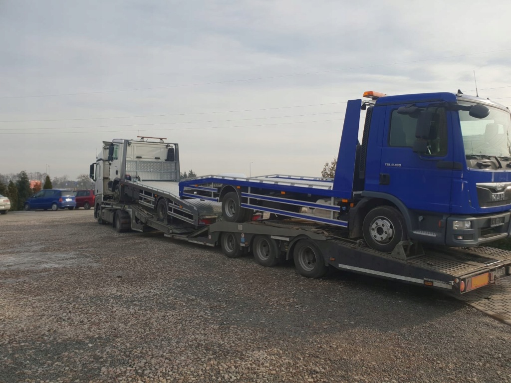 Pomoc drogowa - najazd - производитель - opalenica с Разборки