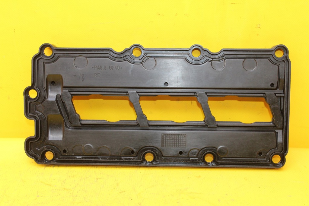 фото №4, Кришка клапанів audi a6 c6 3.0tdi 059103470p