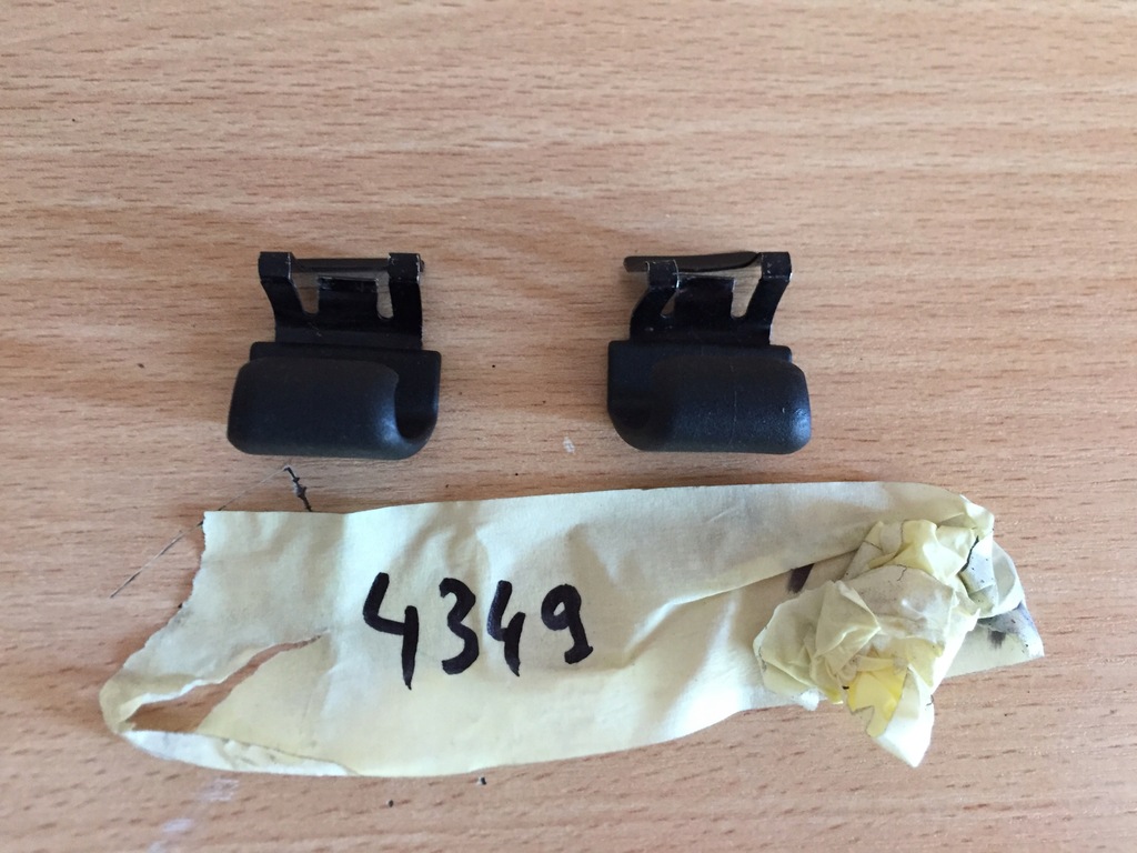 фото №1, Renault grand scenic iv крючок кронштейн ролета дверь