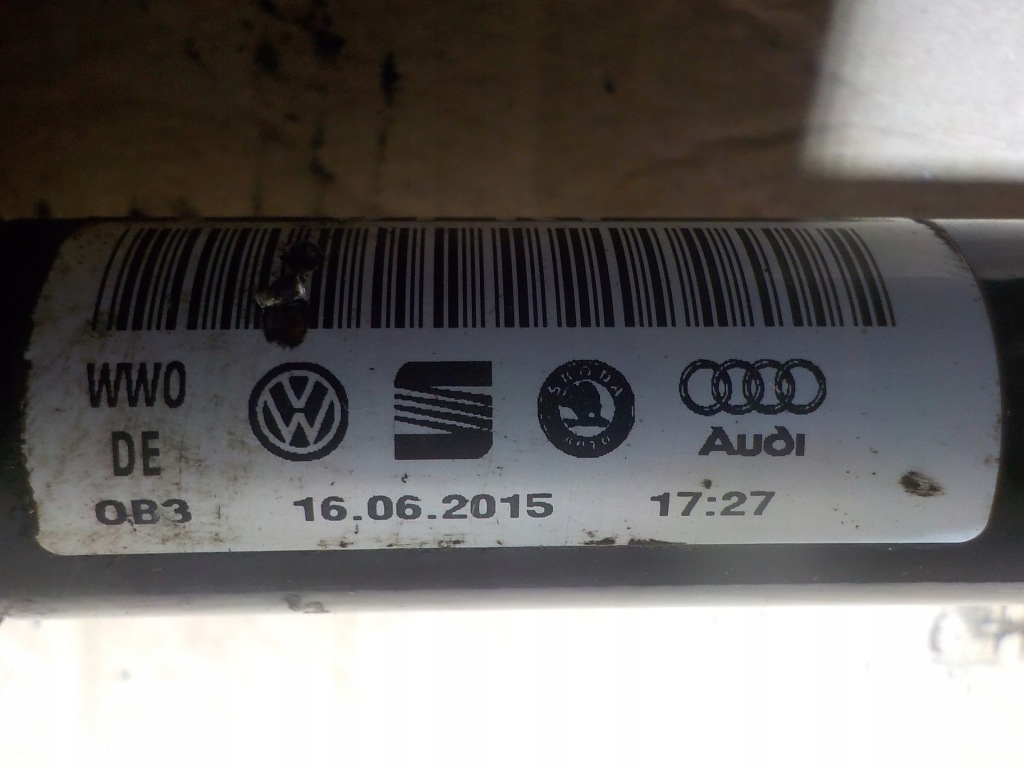 Rapid 1.2 tsi приводной вал левая короткий 6r0407761k vw seat Цена
