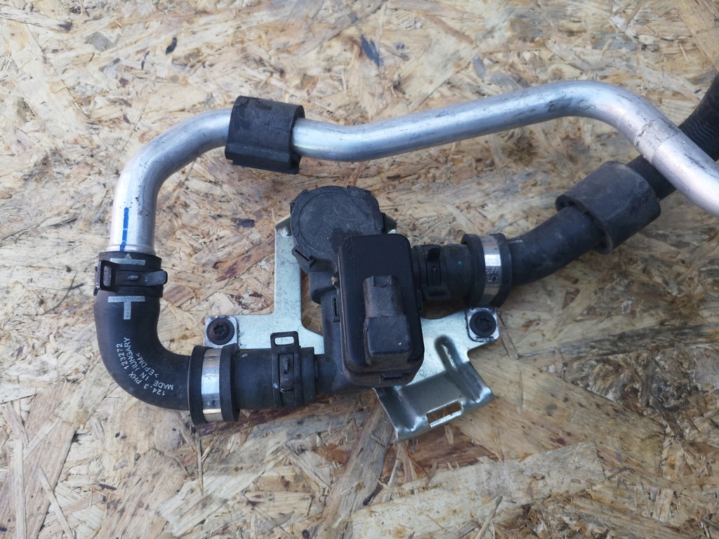 фото №6, Помпа wody porsche panamera 970