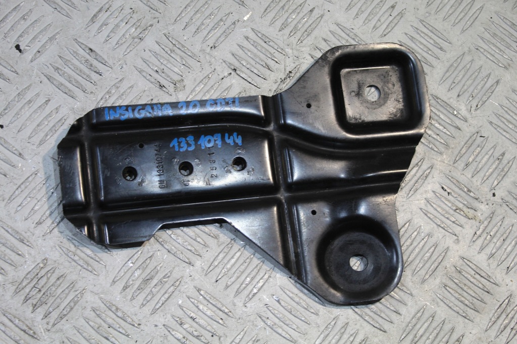 фото №1, Кронштейн кронштейн opel insignia 13310744