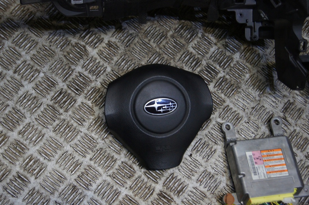 фото №5, Impreza iii gh консоль приборная панель приборная панель подушки безопасности 07-13