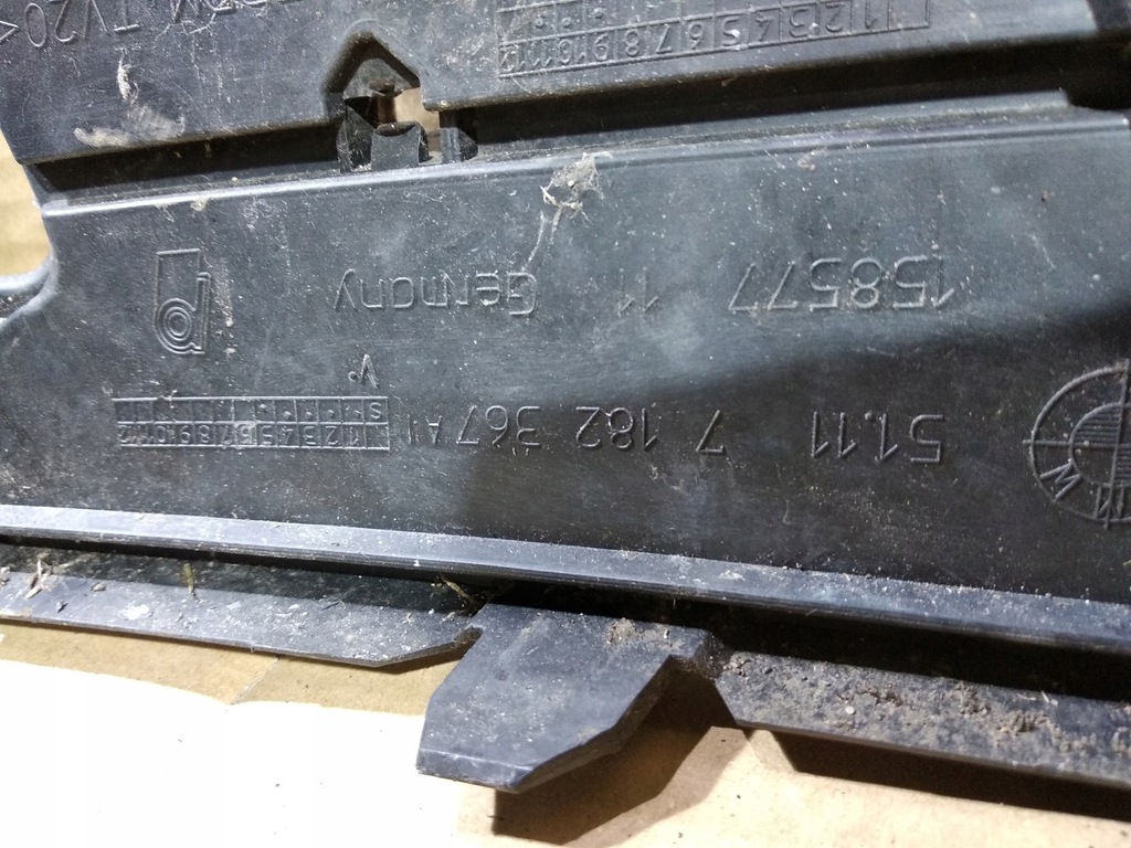 фото №7, Bmw 1 e87 lift e81 решётка средняя решётка радиатора решётка радиатора