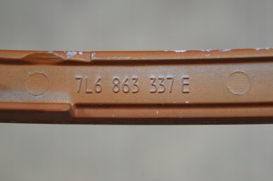 фото №3, Рамка консоли 7l6863337e vw touareg i 7l 02-06