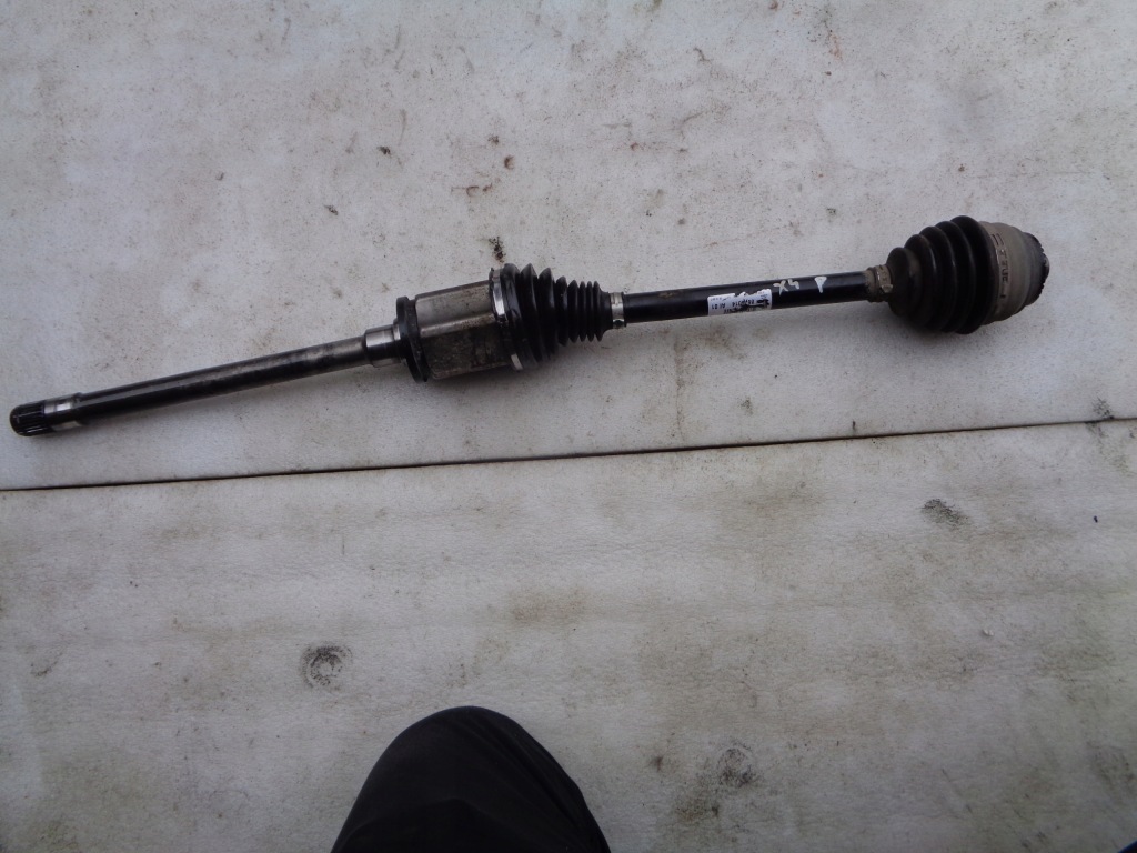 фото №1, Привідний вал права bmw x4 f26 x-drive 2.0d 8675014