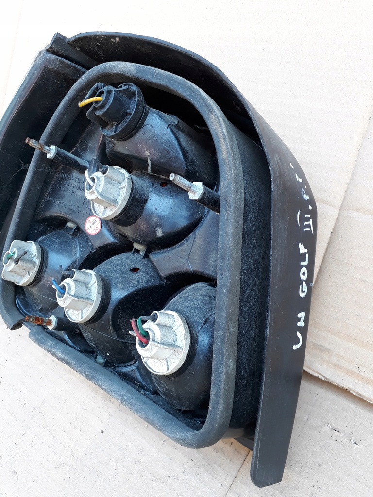 фото №6, Лампа правая задняя vw golf iii тюнинг