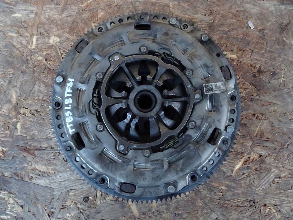 фото №1, Audi tt 8s 1.8 tfsi зчеплення повний диск притиск маховик з двома масами luk ideał