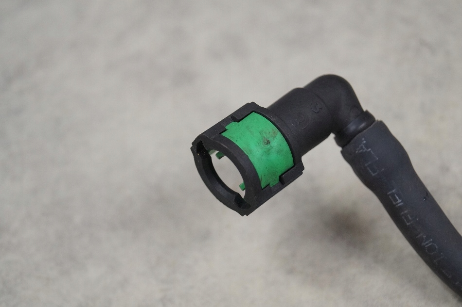 фото №2, Шланг трубка топлива jeep patriot 2.4