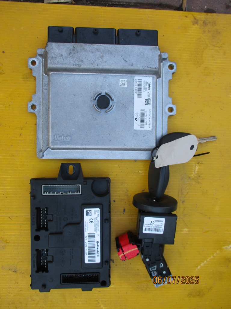 фото №1, Dacia logan ii 0.9 замок зажигания бортовой компьютер ключ