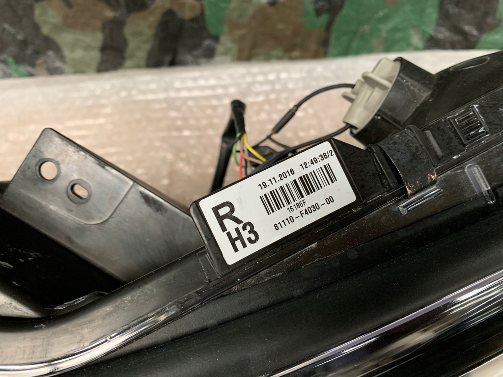 фото №3, Toyota chr ch-r правая лампа передняя