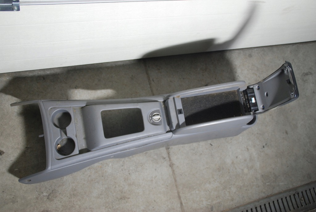 фото №6, Подлокотник туннель средний ford ranger ii 06-11r