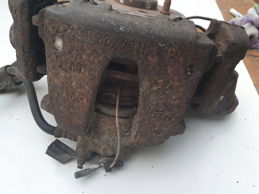 фото №4, Alfa romeo 147 05 1.9 ступица поворотный кулак левый перед