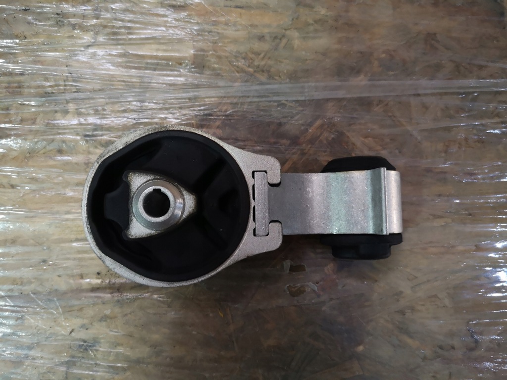 фото №1, Renault talisman кронштейн подушка 113568280r