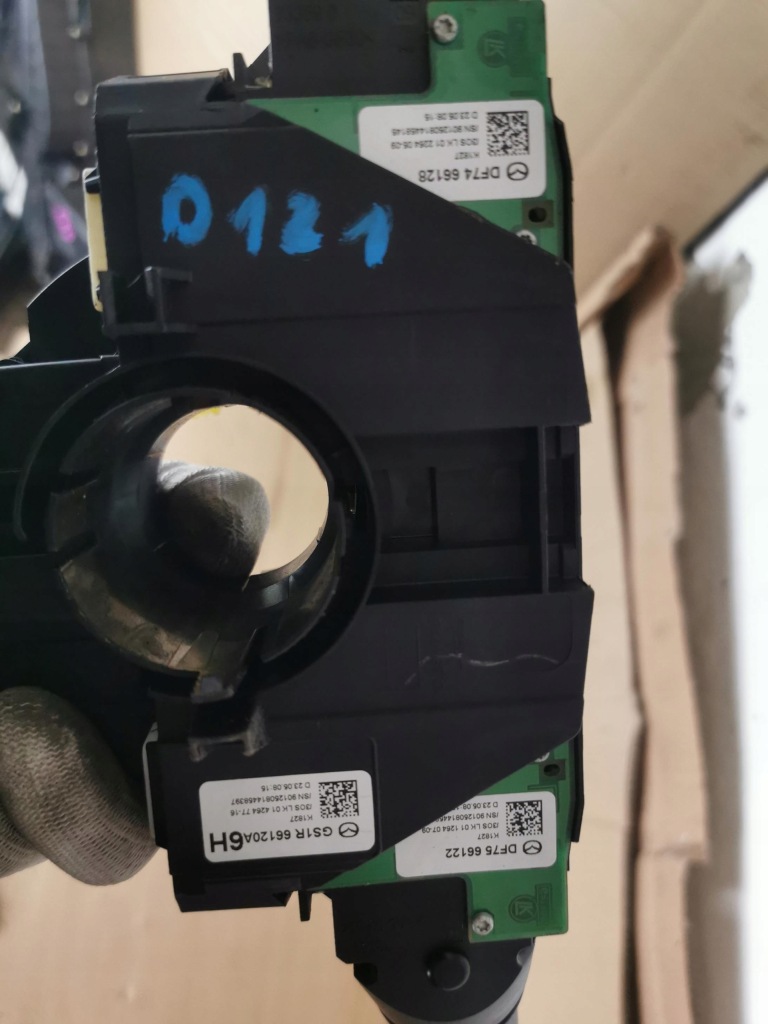 фото №3, Переключатель комбинированный лента mazda 6 vi gh d65166cs