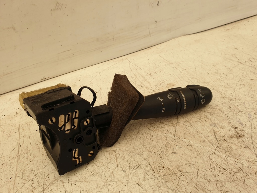 фото №1, Перемикач двірник renault laguna i 98r eu