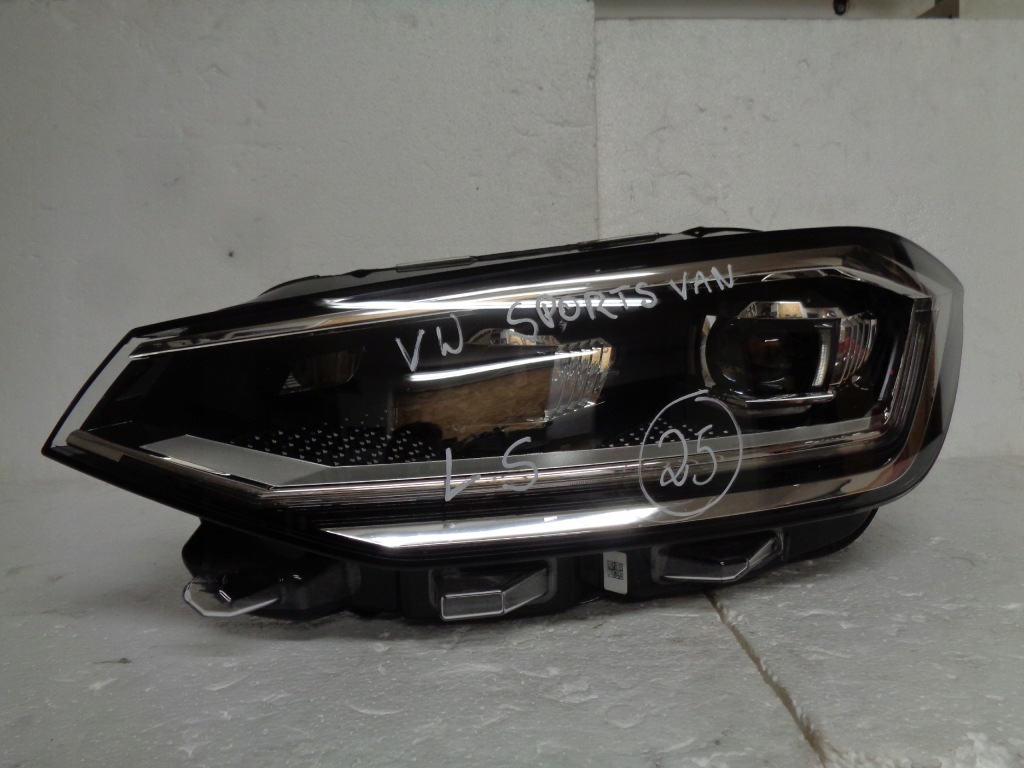 фото №1, Vw golf 7 sportsvan lift лампа full led 517941081