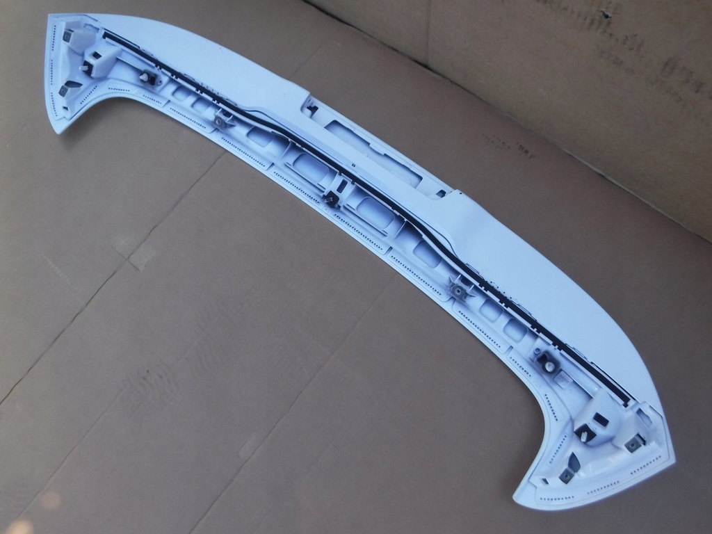 фото №3, Спойлер задній кришки ford fiesta mk8