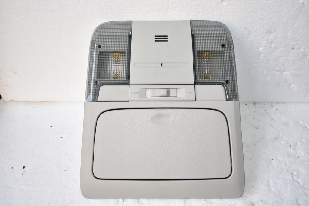 фото №1, Освітлення кабіни subaru legacy outback лампа 11