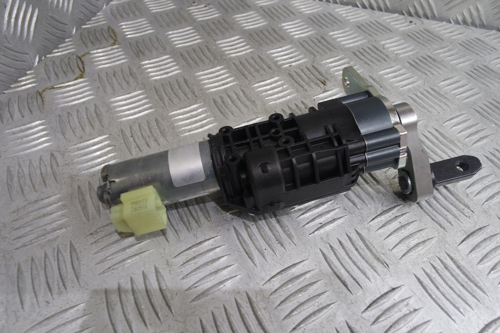 фото №1, Audi rs6 4g9 lift привод крышки задняя r 4g9827852e