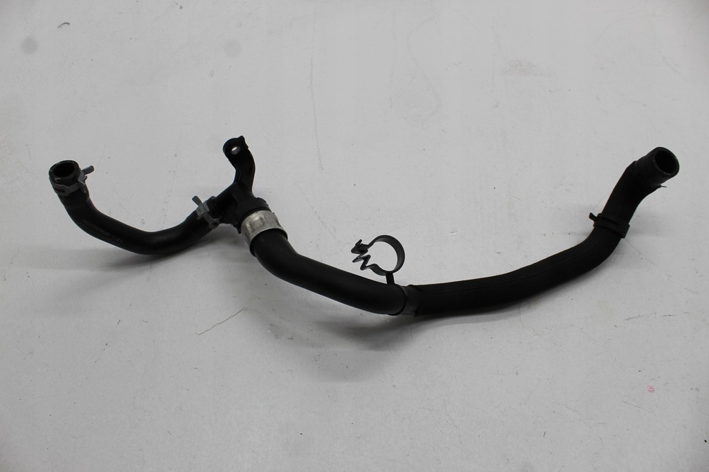 фото №1, Infiniti q30 шланг труба wąż wody a6072030382