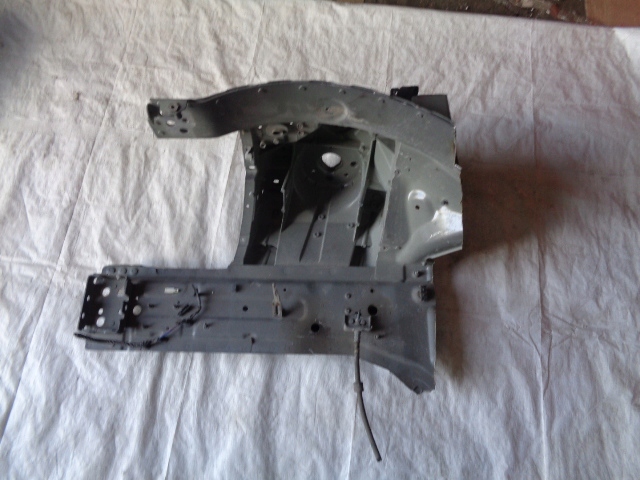 фото №1, Jaguar xe 15- лонжерон чверть права підкрилок