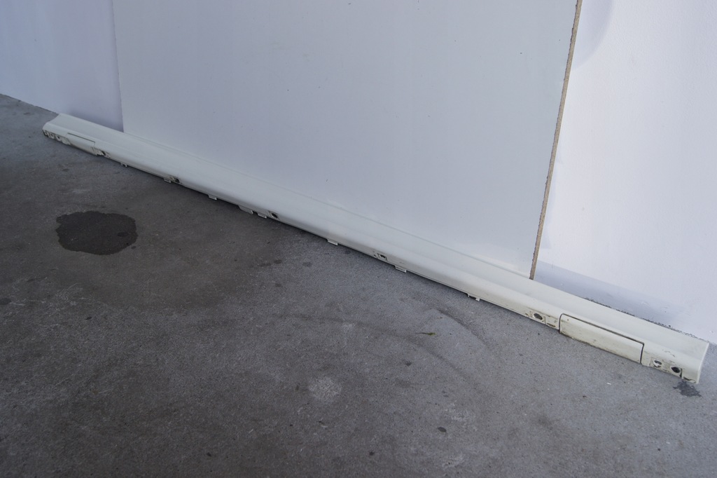 фото №1, Gd audi a1 lf5b s-line молдинг порог правая