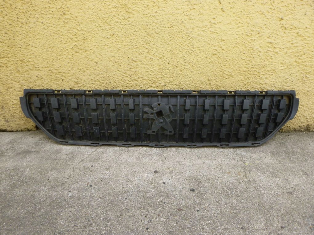 фото №1, Peugeot expert 17- решётка радиатора решётка радиатора