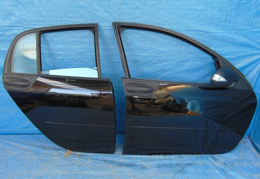 фото №1, Smart forfour праве двері правий задня повний