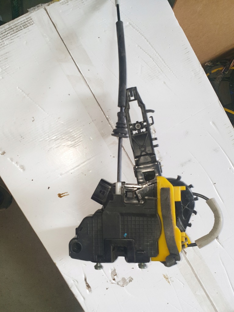 фото №1, Замок дверь правый перед kia ceed ii 81320-a2110