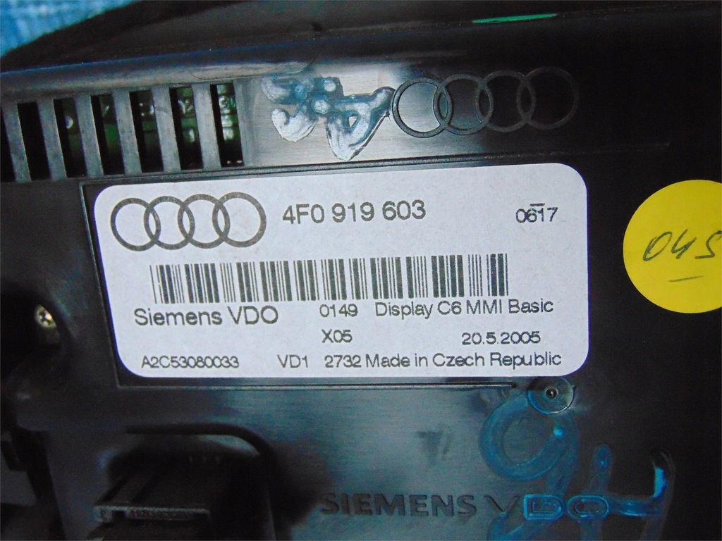 фото №6, Audi a6 c6 счетчик 4f0920900s + дисплей приборная панель
