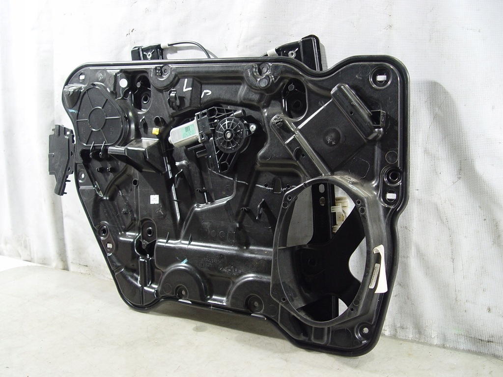 фото №14, Journey freemont 11- підйомник скло лівий перед