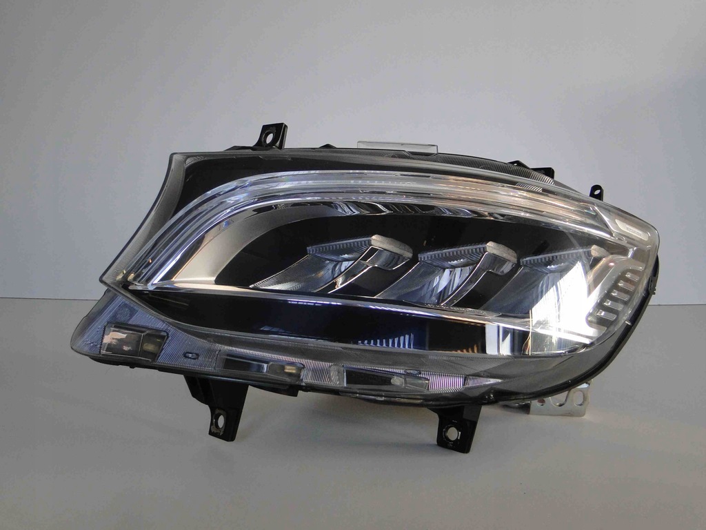 фото №3, Mercedes sprinter 907 910 лампа левая led high perf