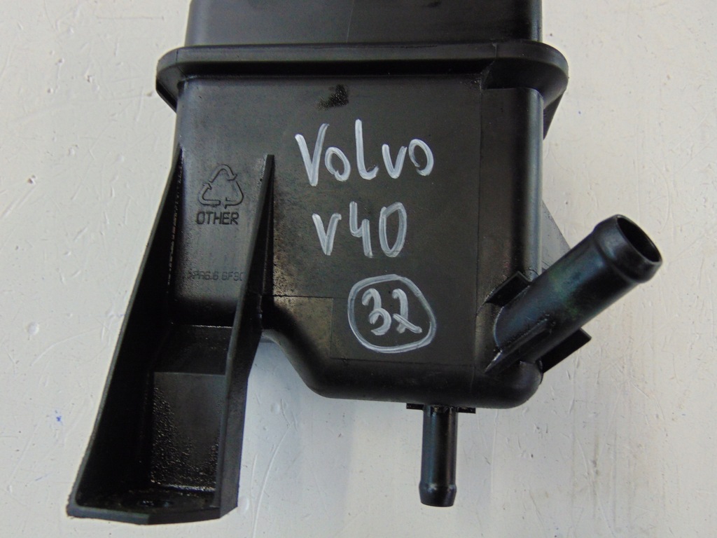 фото №6, Бак підсилювача volvo v40 s40 lift 1.9d