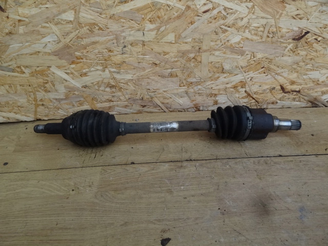 фото №1, Ford fiesta mk7 2010 1,4 tdci приводной вал передняя левая