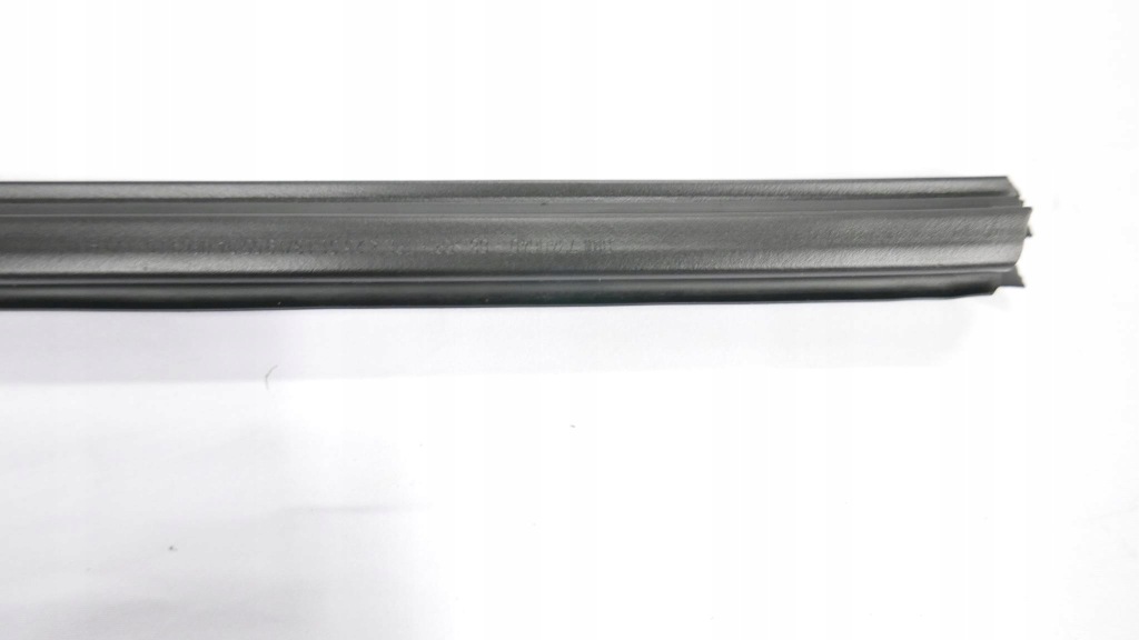 фото №3, Bmw f48 внутренняя прокладка дверь передняя правая