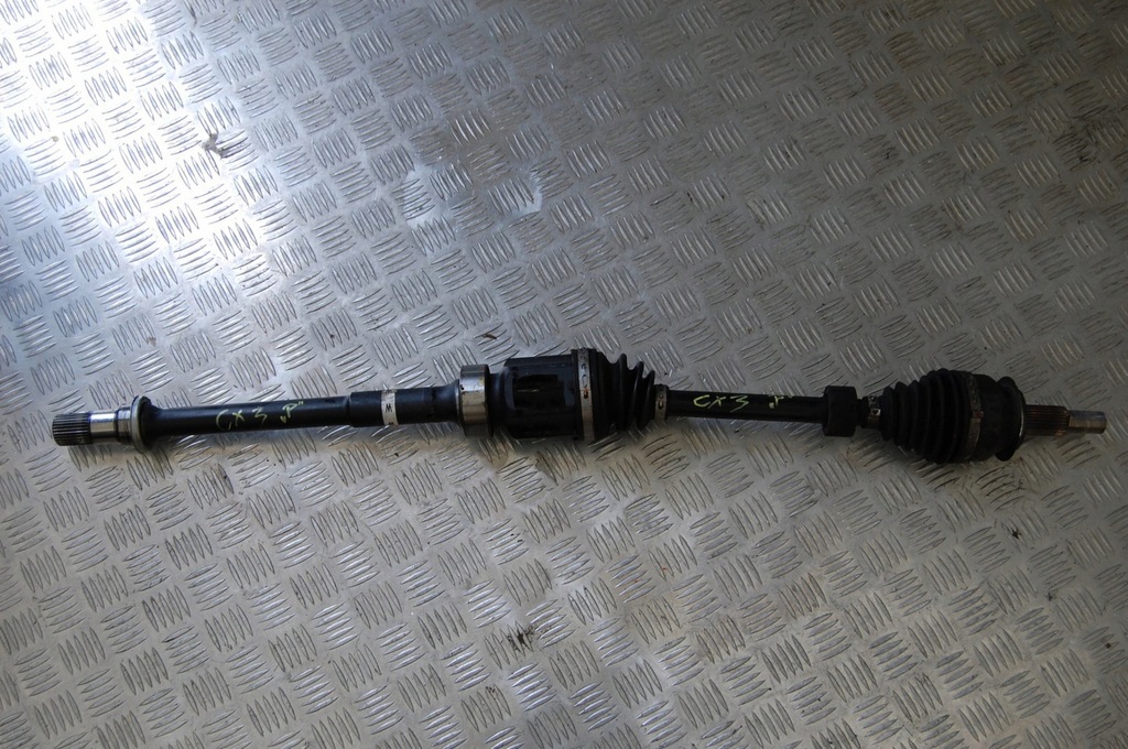 фото №1, Приводной вал półośka правый перед mazda cx3 cx-3 2016