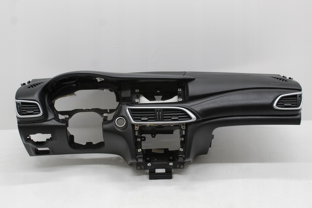 фото №1, Infiniti q30 консоль панель приладів приладова orginał