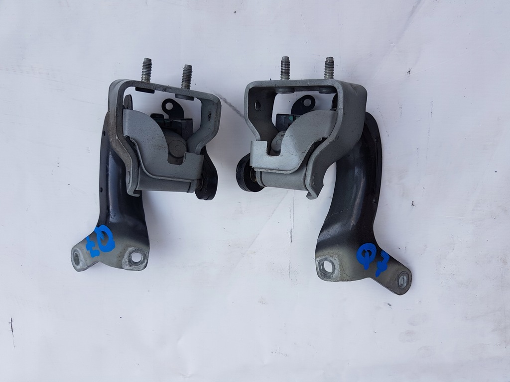 фото №1, Audi q7 петля крышки задняя правый