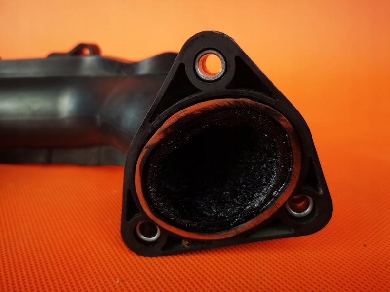 фото №8, Volvo v40 d2 1.6 труба шланг турбіни датчик