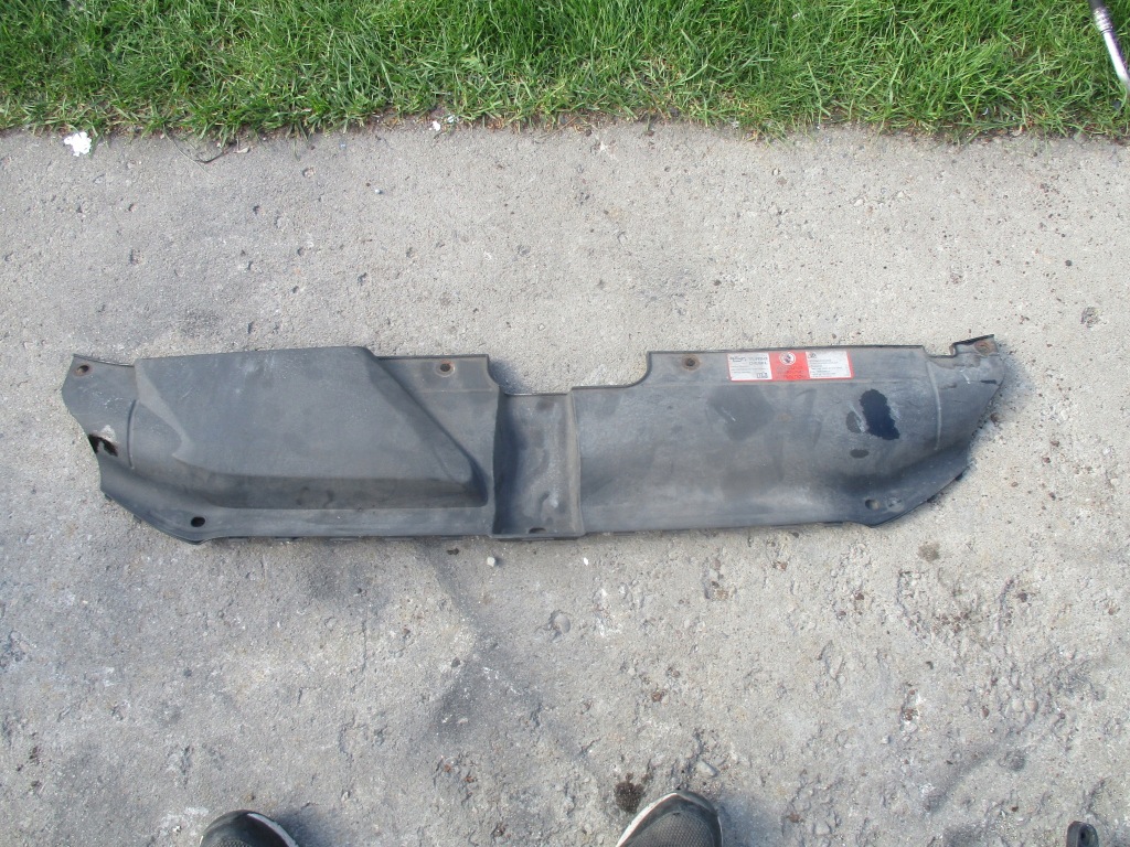 фото №1, Audi a4 b8 защита поперечина передний верхний 8k0807081