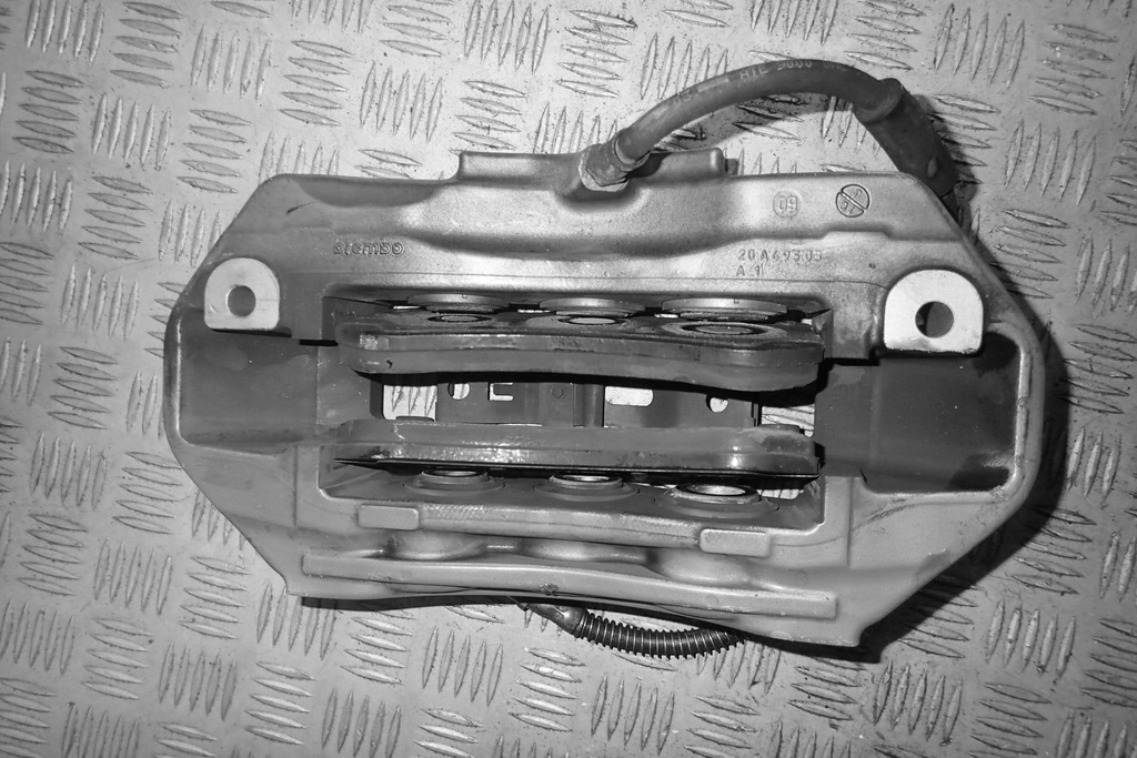 фото №7, Mercedes sls a197 гальма гальмівні колодки супорти гальмівні диски