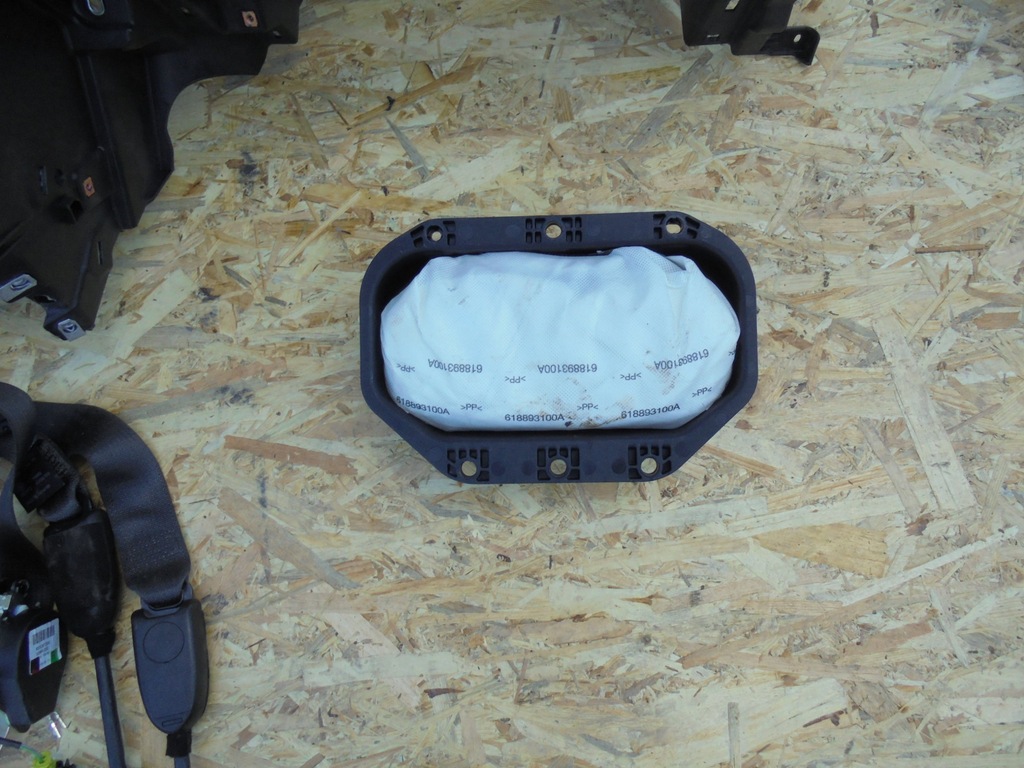 фото №3, Консоль opel zafira c iii подушка безпеки подушки безпеки ремені