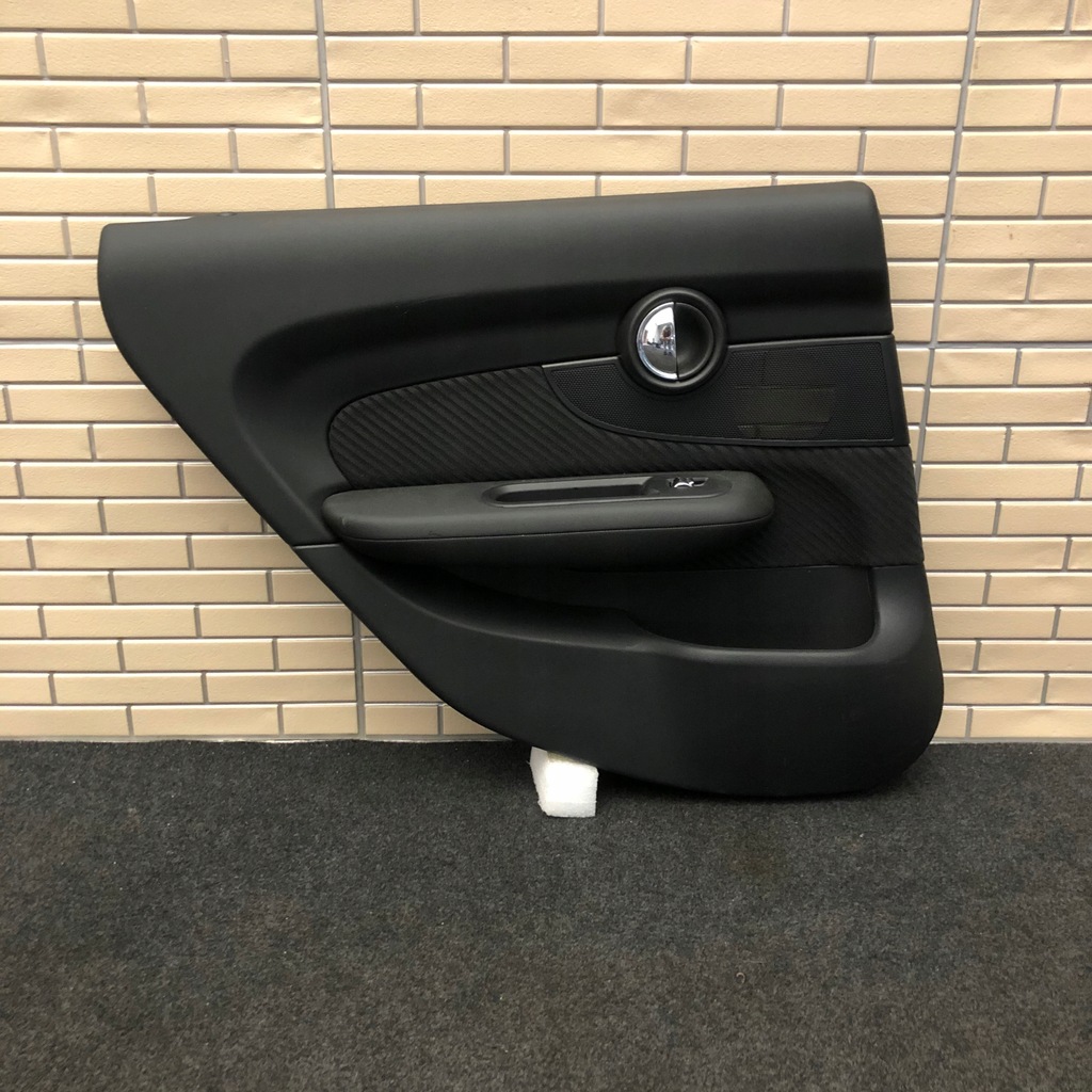 фото №1, Mini clubman f54 обшивка оббивка двері комплект