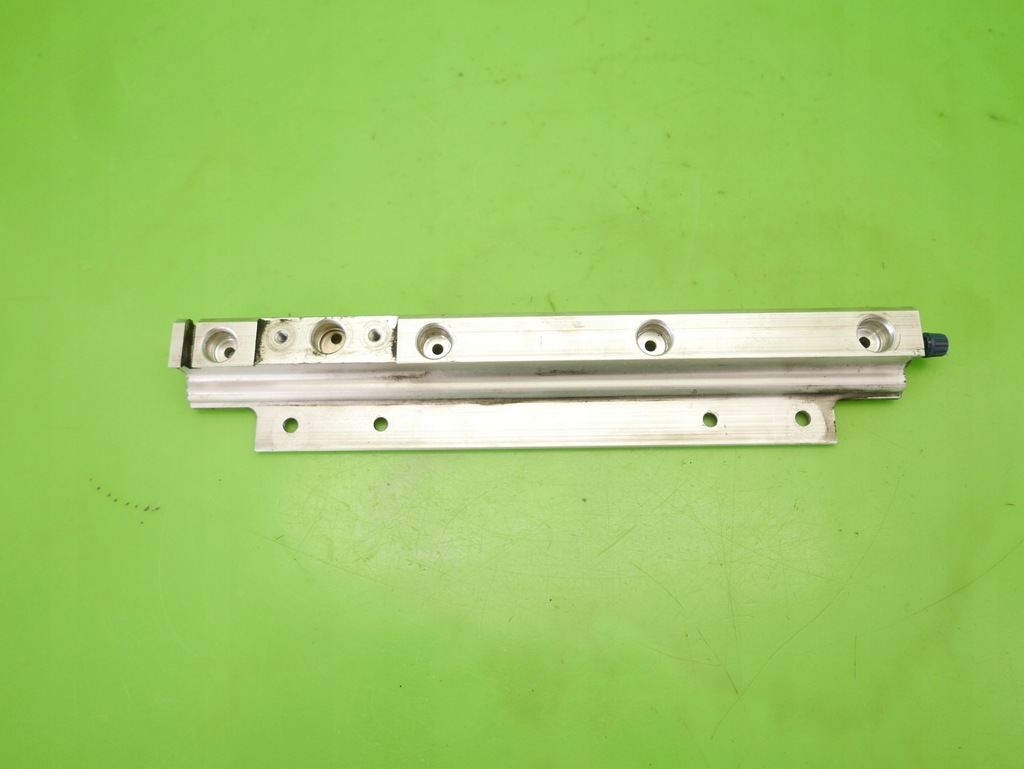 фото №6, Молдинг впрыскная 9146264 volvo s40 i 1.8 16v 95-97