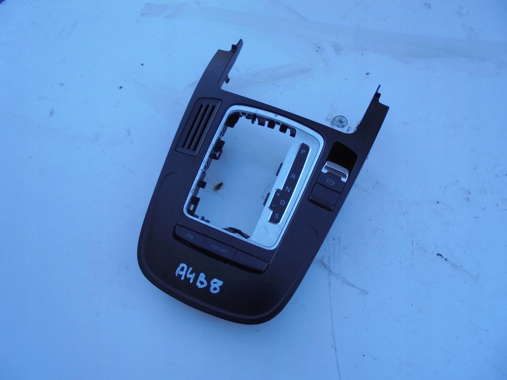 фото №1, Панель mmi 8k0864261 audi a4 b8