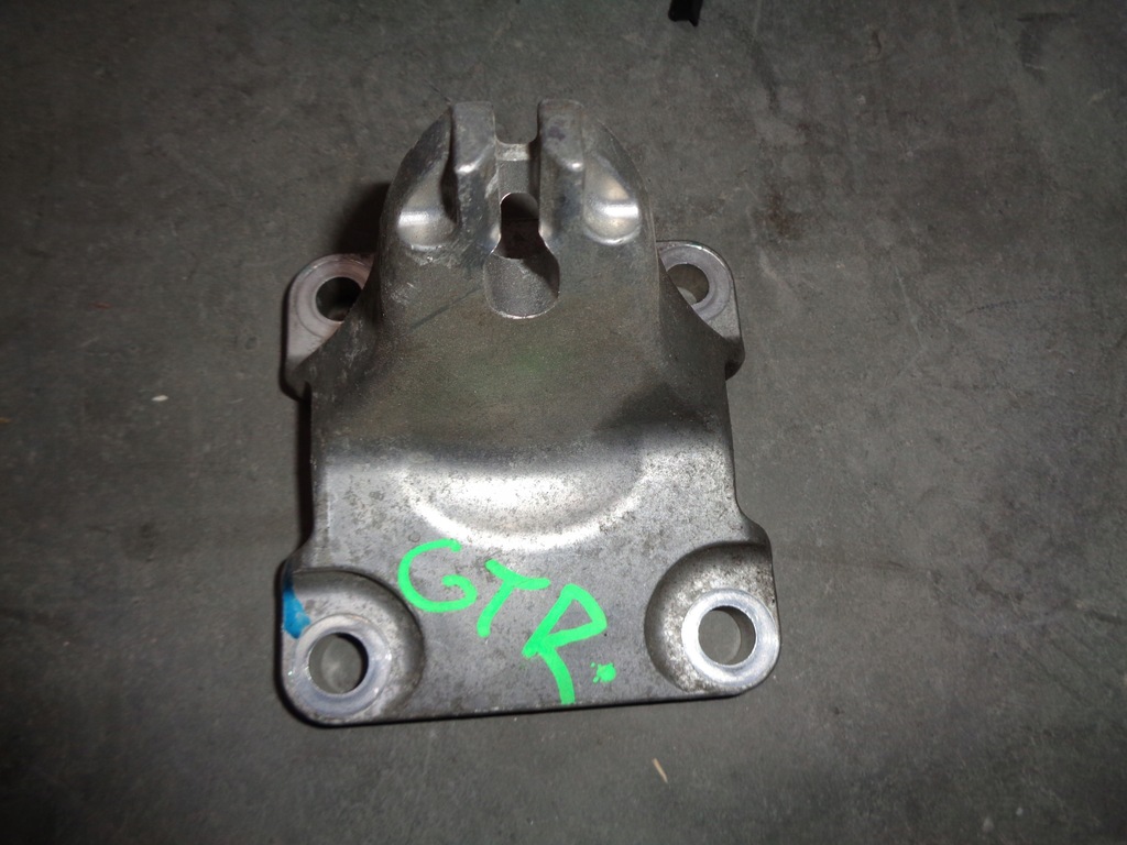 фото №1, Nissan gt-r gtr r35 кронштейн двигуна кронштейн підпора