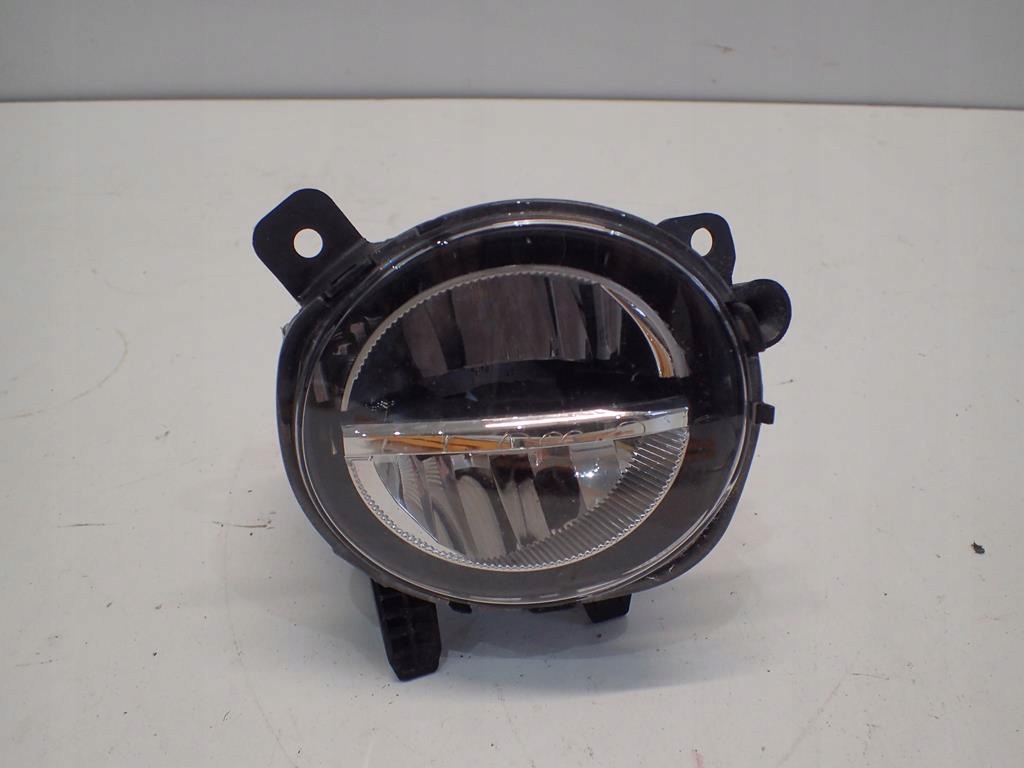 фото №1, Противотуманная фара правый bmw 1 f20 f21 led