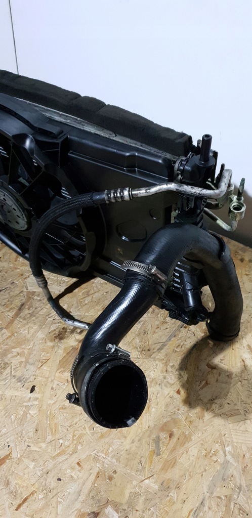 фото №9, Радіатор + вентилятор ford focus 2,0 tdi kpl